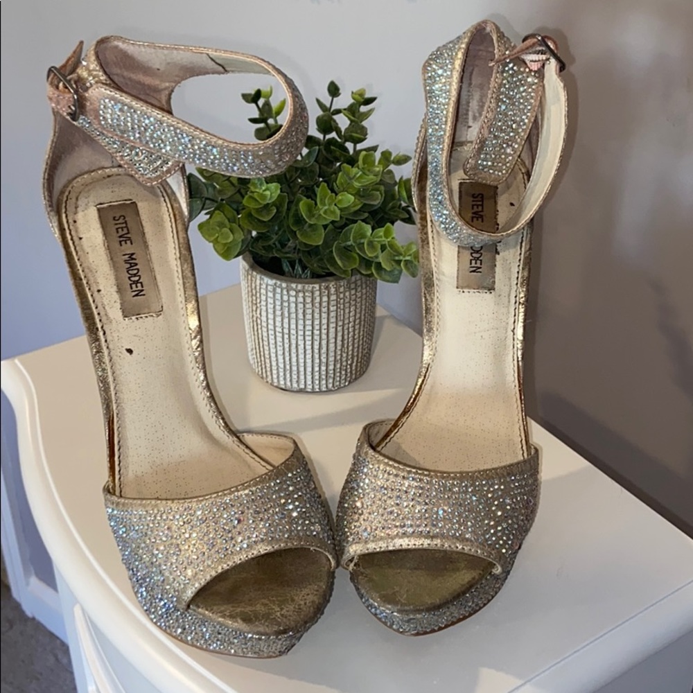 Steve Madden Carriie Glamour Heels with Sparkles